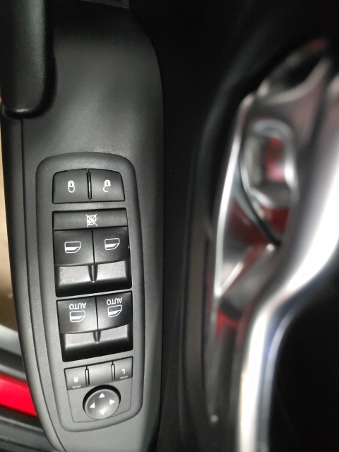 2019 Jeep Cherokee Trailhawk photo 16