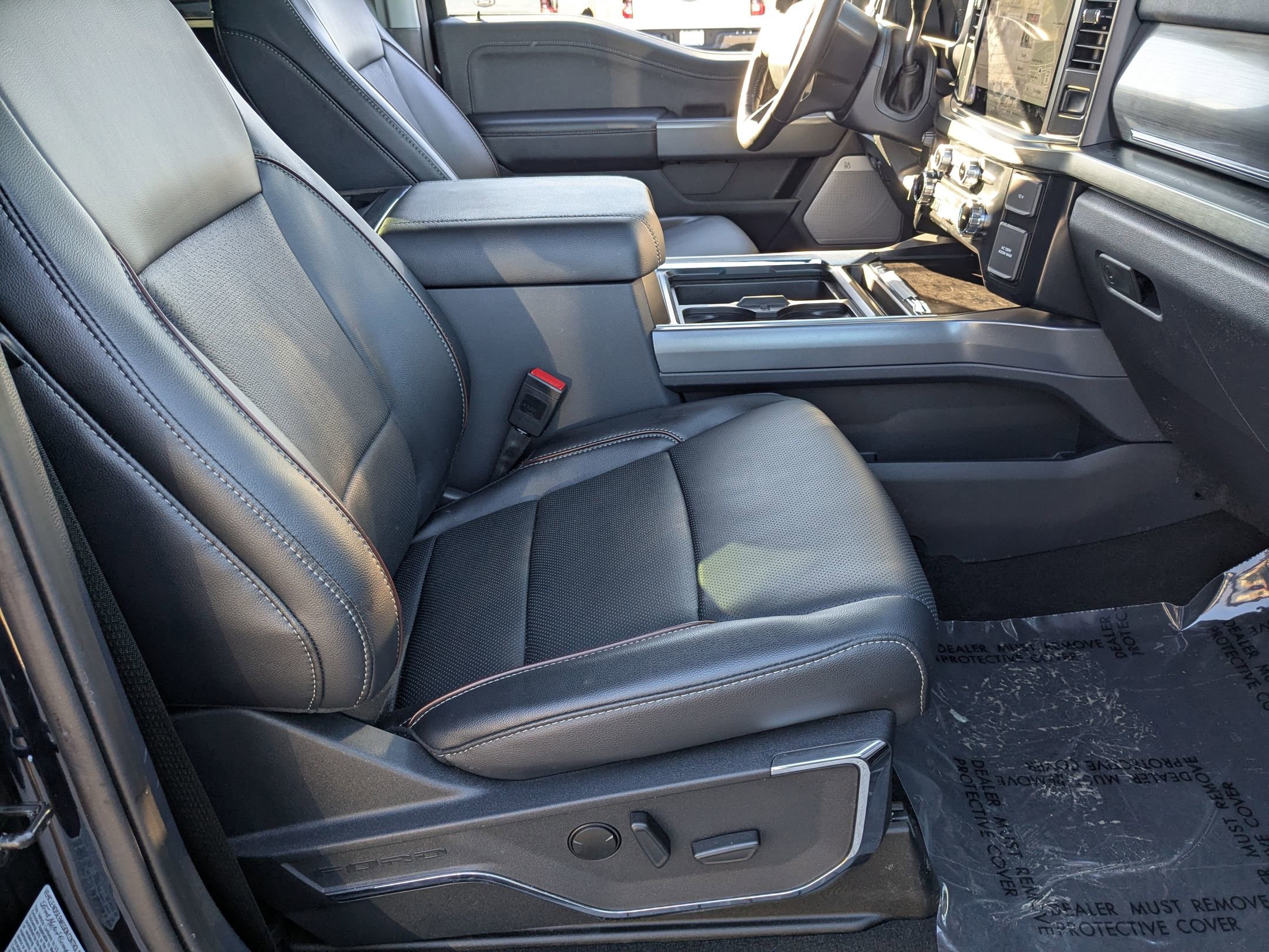 2024 Ford F-350 Lariat photo 37