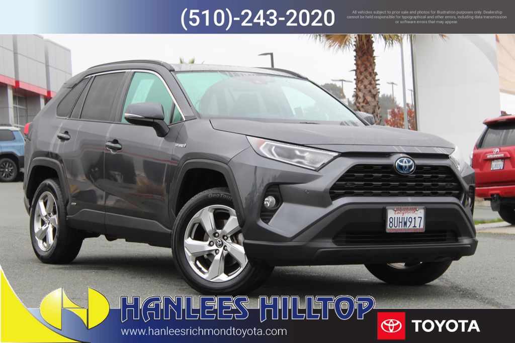 2021 Toyota RAV4 XLE Premium's photo