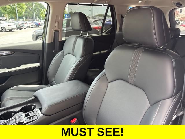 2025 Honda Pilot EX-L photo 3