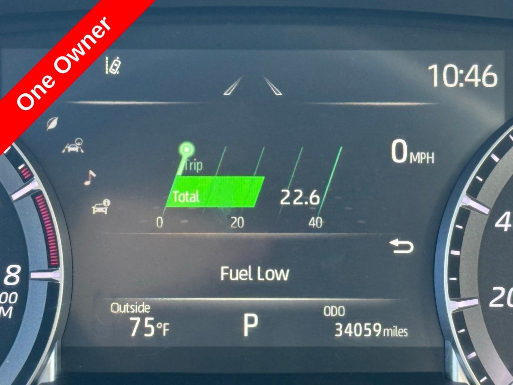 2022 Toyota Highlander Platinum photo 2