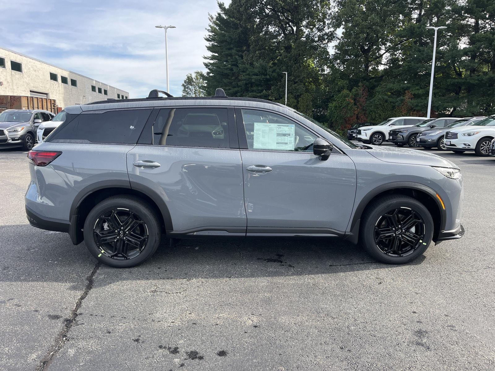 2026 Infiniti QX60 AWD photo 2