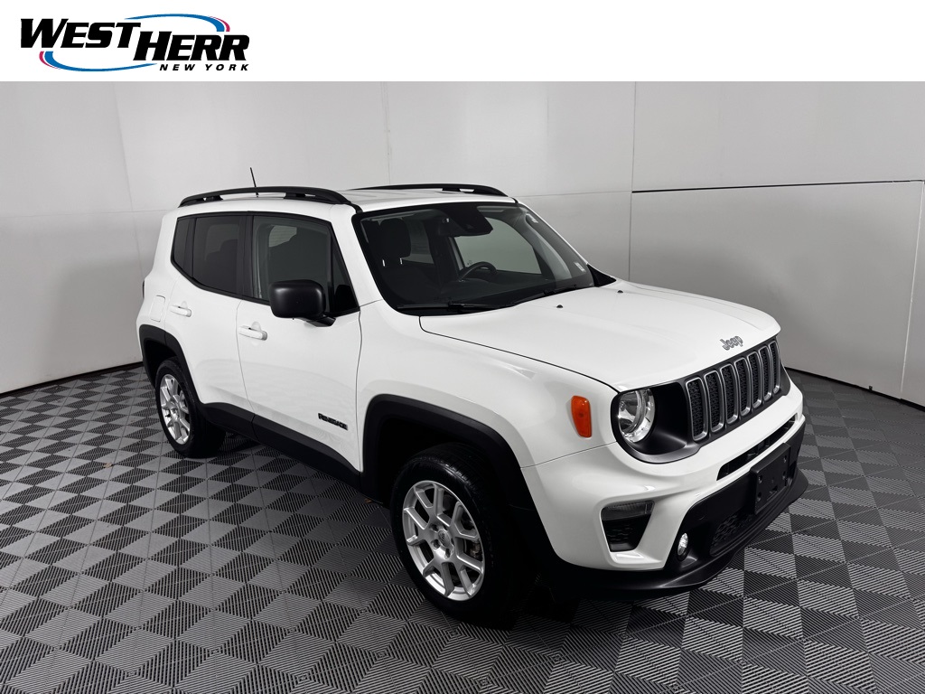 2023 Jeep Renegade Latitude's photo