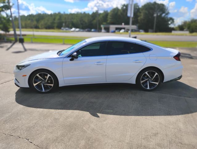 2021 Hyundai Sonata SEL Plus photo 2