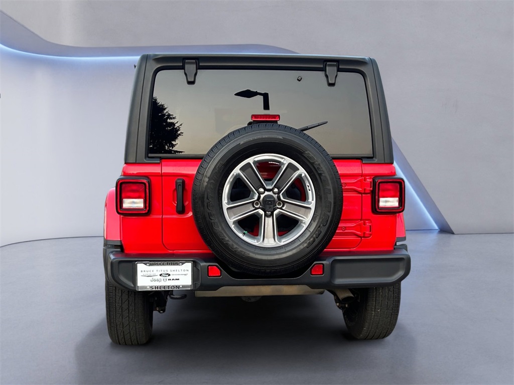 2021 Jeep Wrangler Unlimited Sahara photo 4