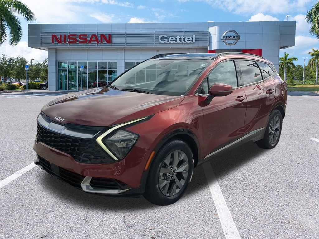 2023 Kia Sportage SX photo 2