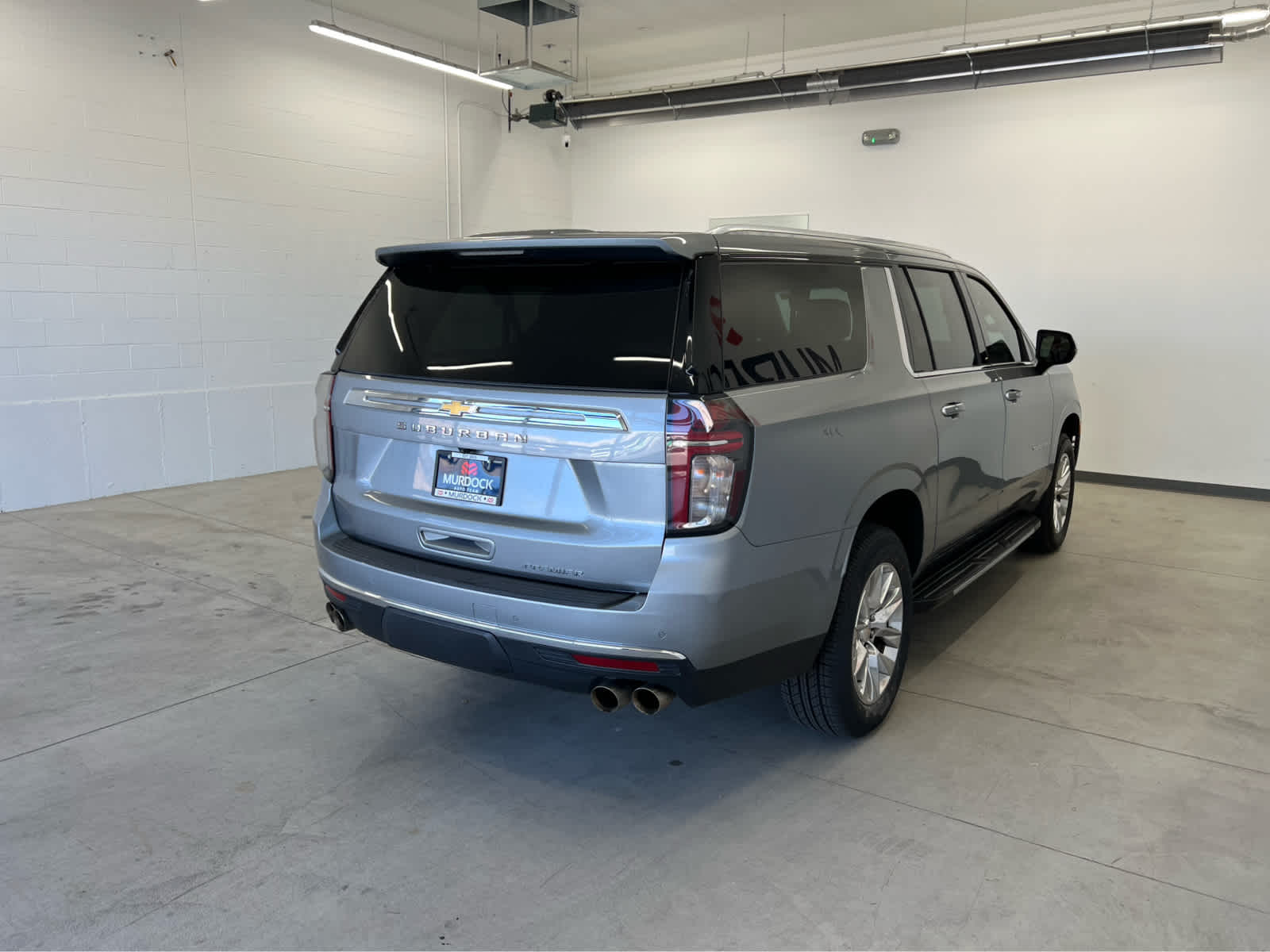 2023 Chevrolet Suburban Premier photo 4