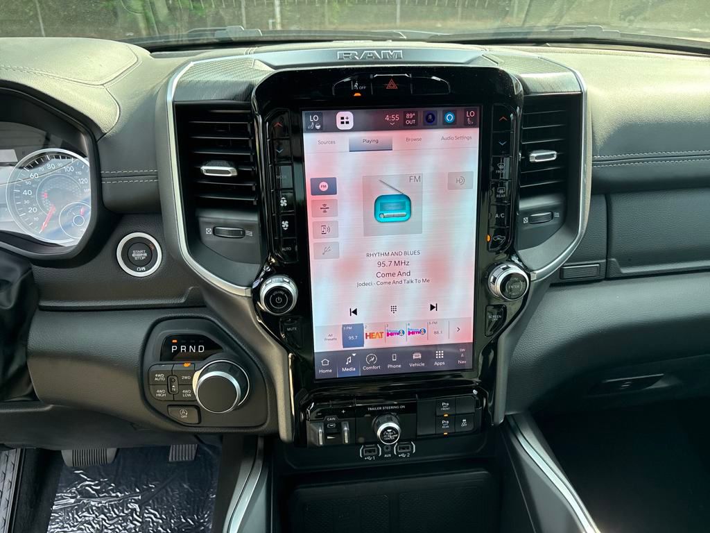 2025 Ram 1500 Big Horn photo 21
