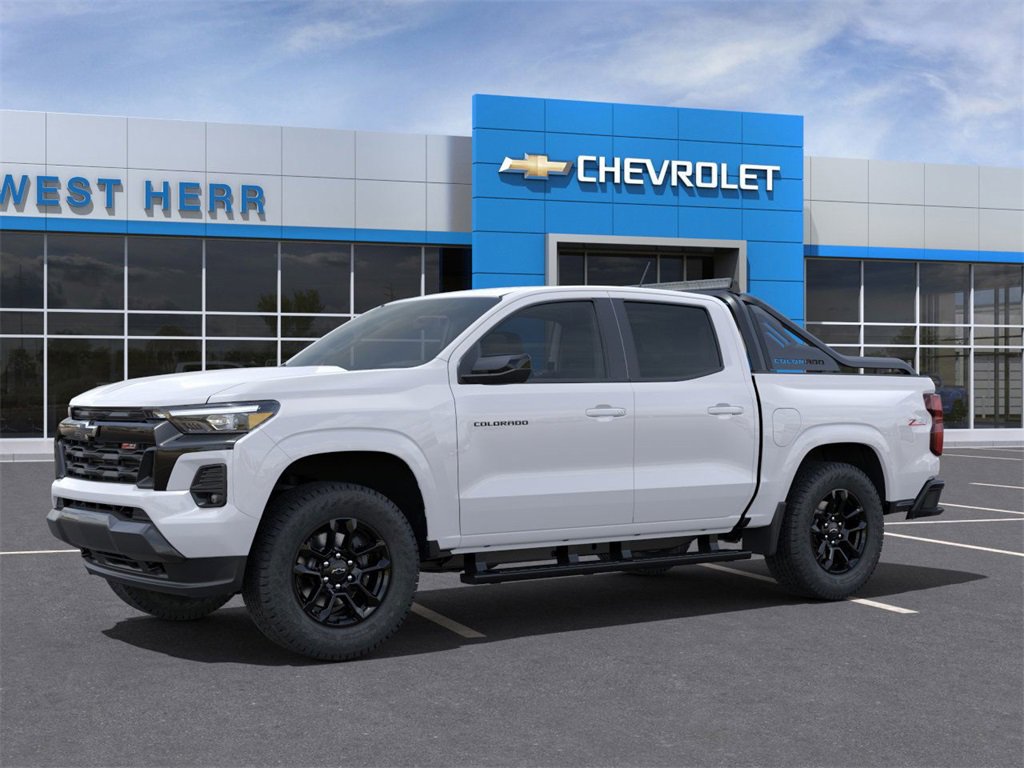 2025 Chevrolet Colorado Z71 photo 2