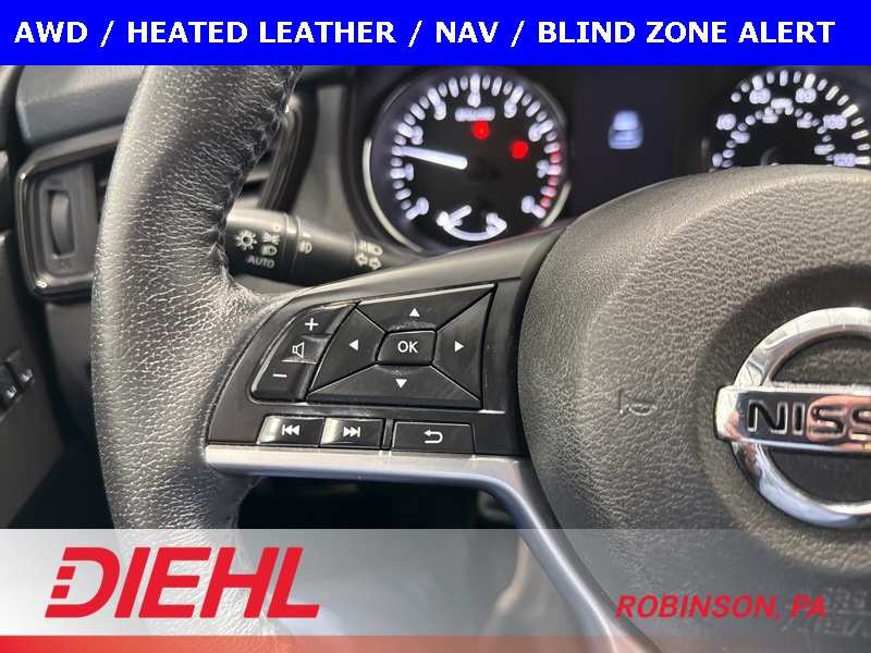 2019 Nissan Rogue SL photo 23