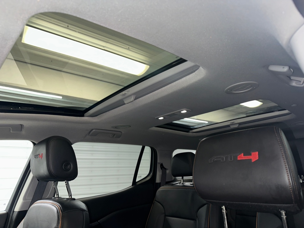 2023 Gmc Acadia AT4 photo 4