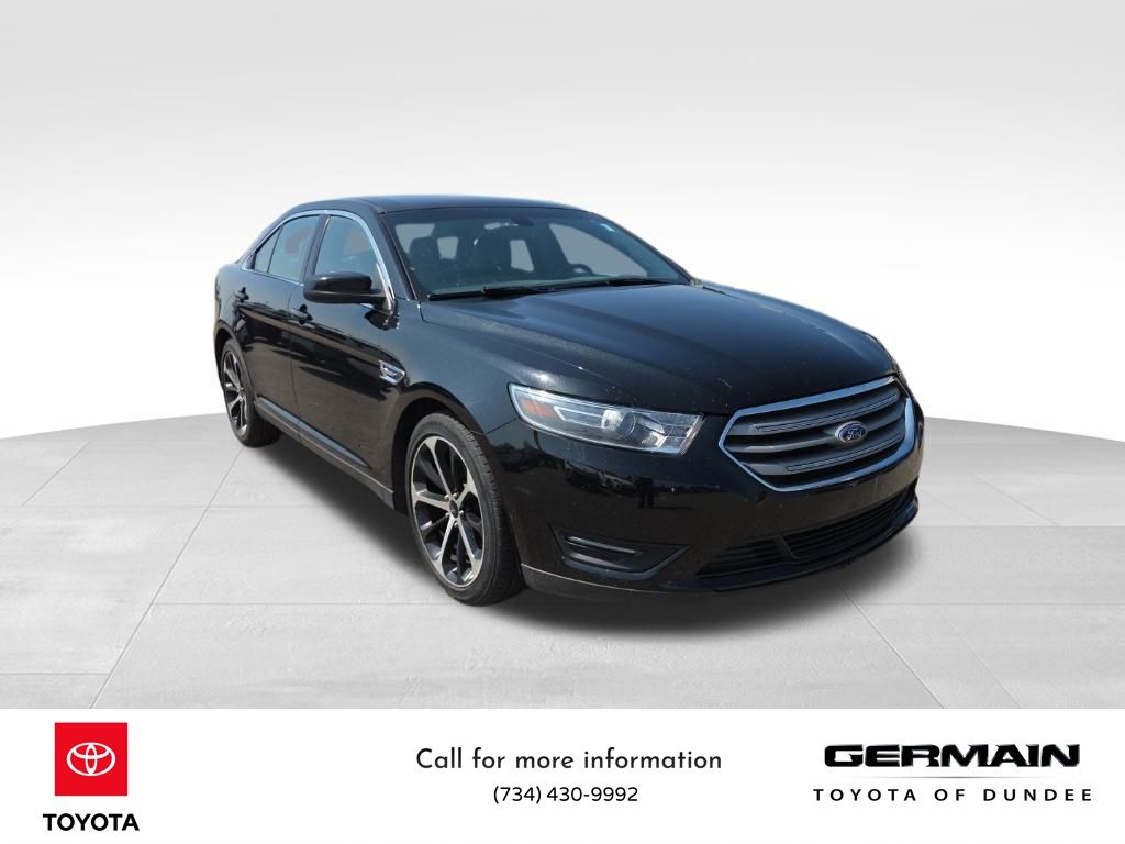 2015 Ford Taurus SEL photo 3