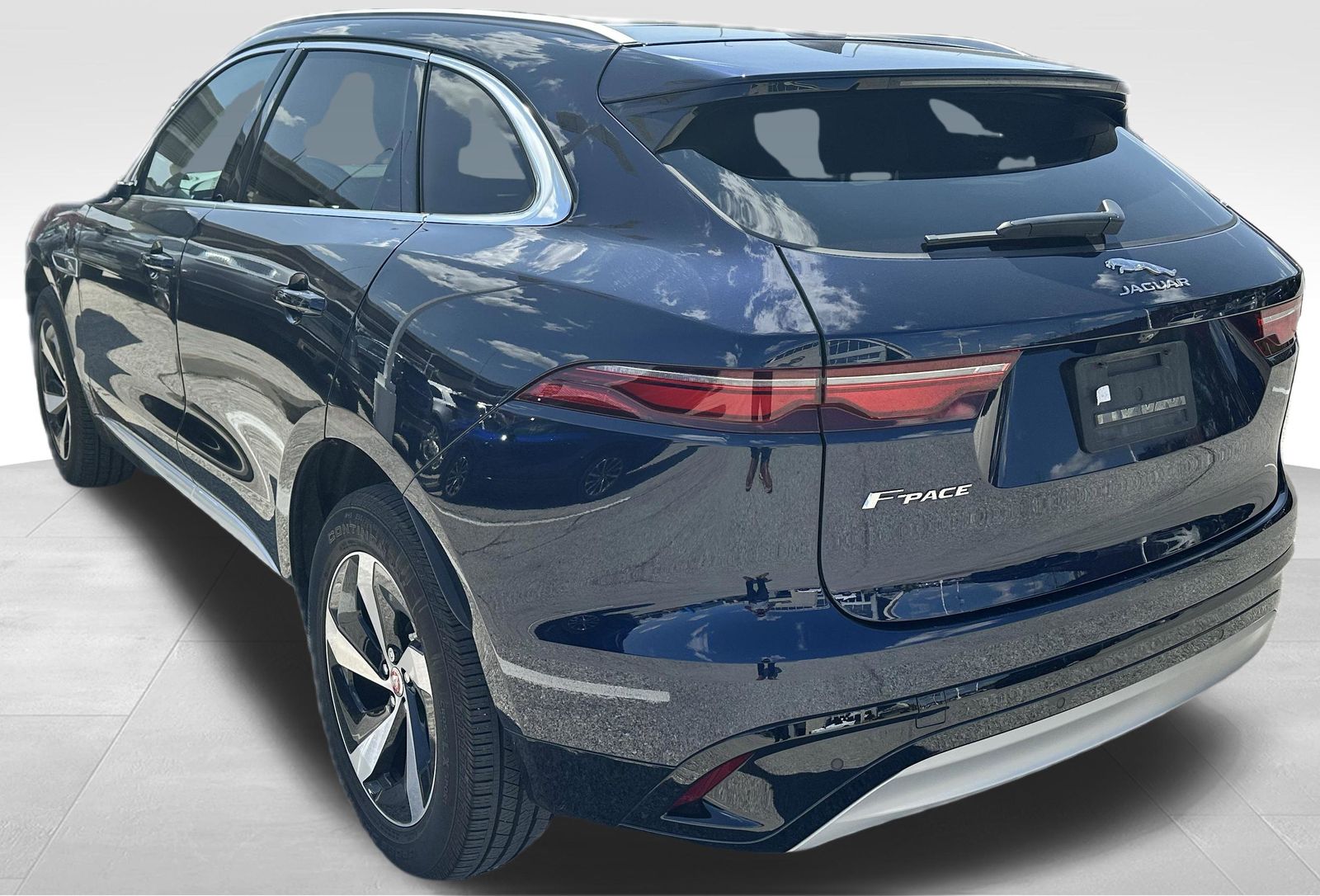 2022 Jaguar F-PACE P250 S photo 2