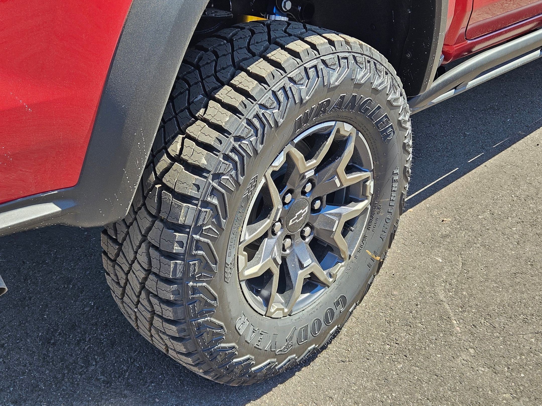 2026 Chevrolet Colorado ZR2 photo 11