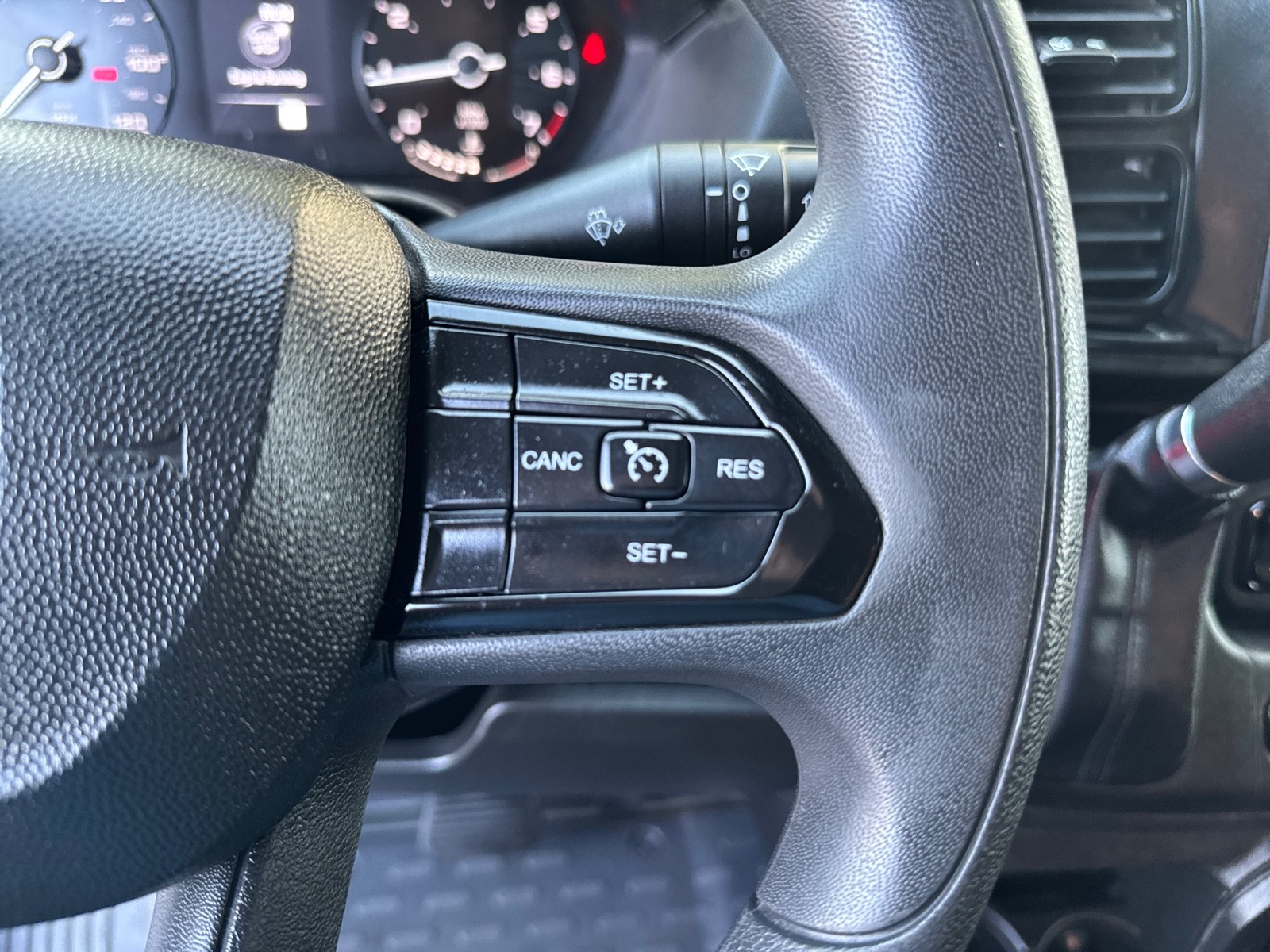 2023 Ram 3500 photo 18