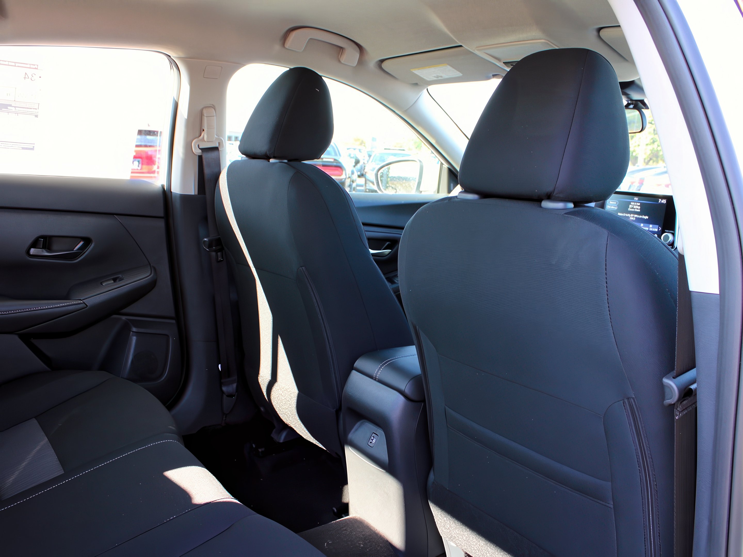 2025 Nissan Sentra SV photo 15