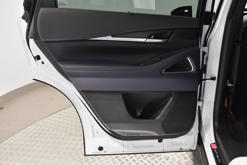 2026 Infiniti QX60 AWD photo 28