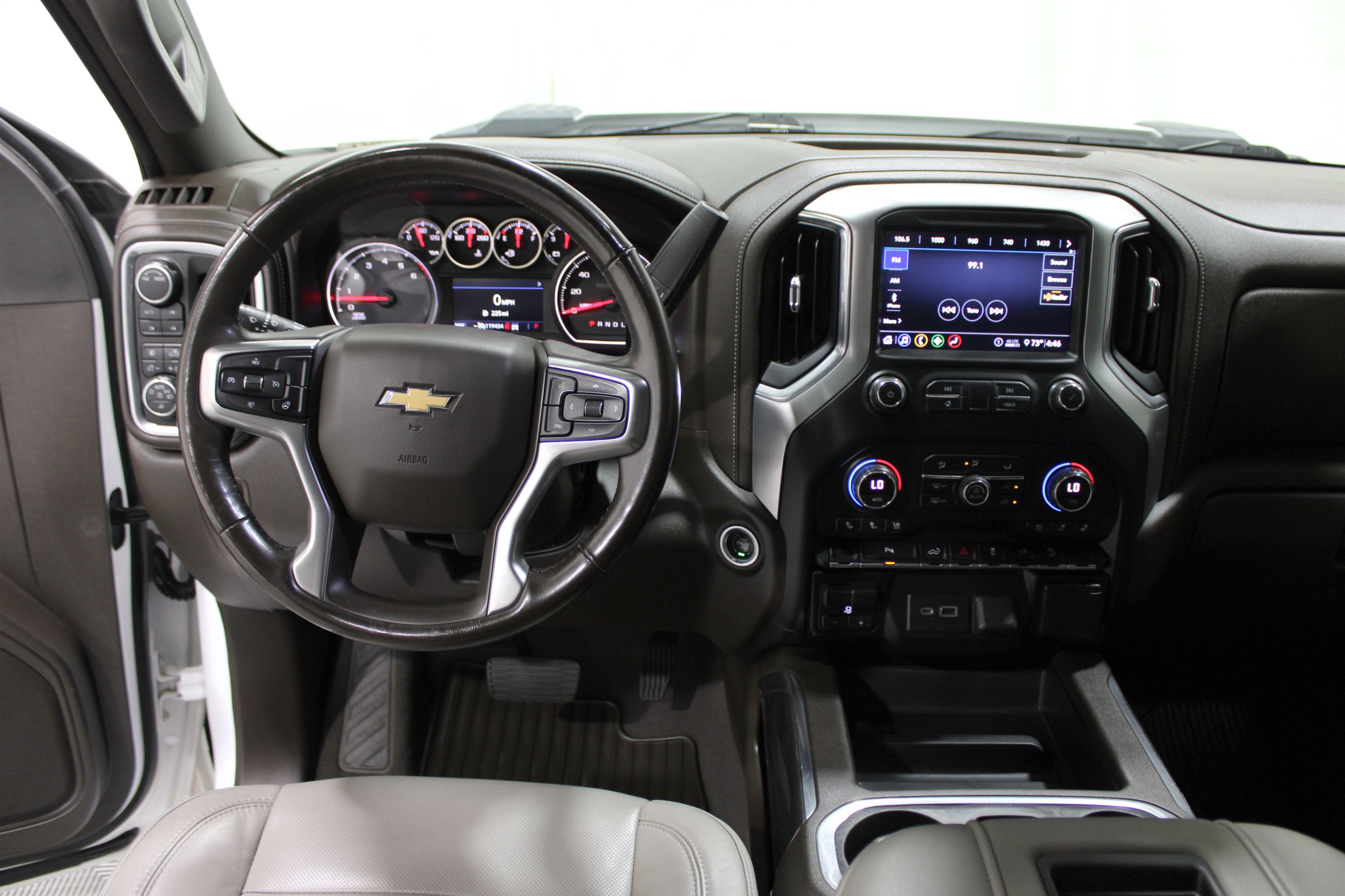 2020 Chevrolet Silverado 2500HD LTZ photo 2