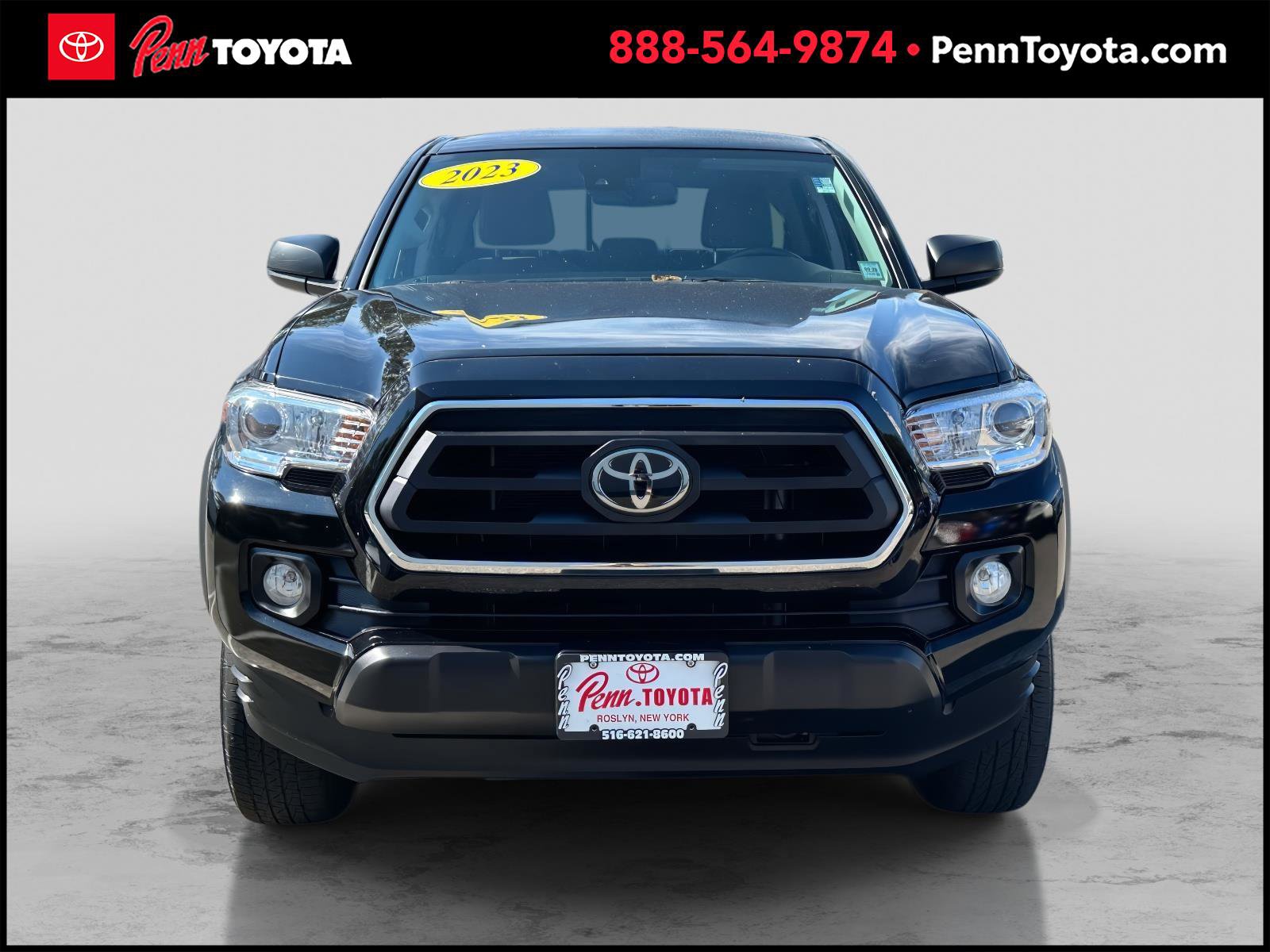 2023 Toyota Tacoma SR5 4x4 photo 8