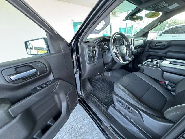 2022 Chevrolet Silverado 1500 Custom photo 7