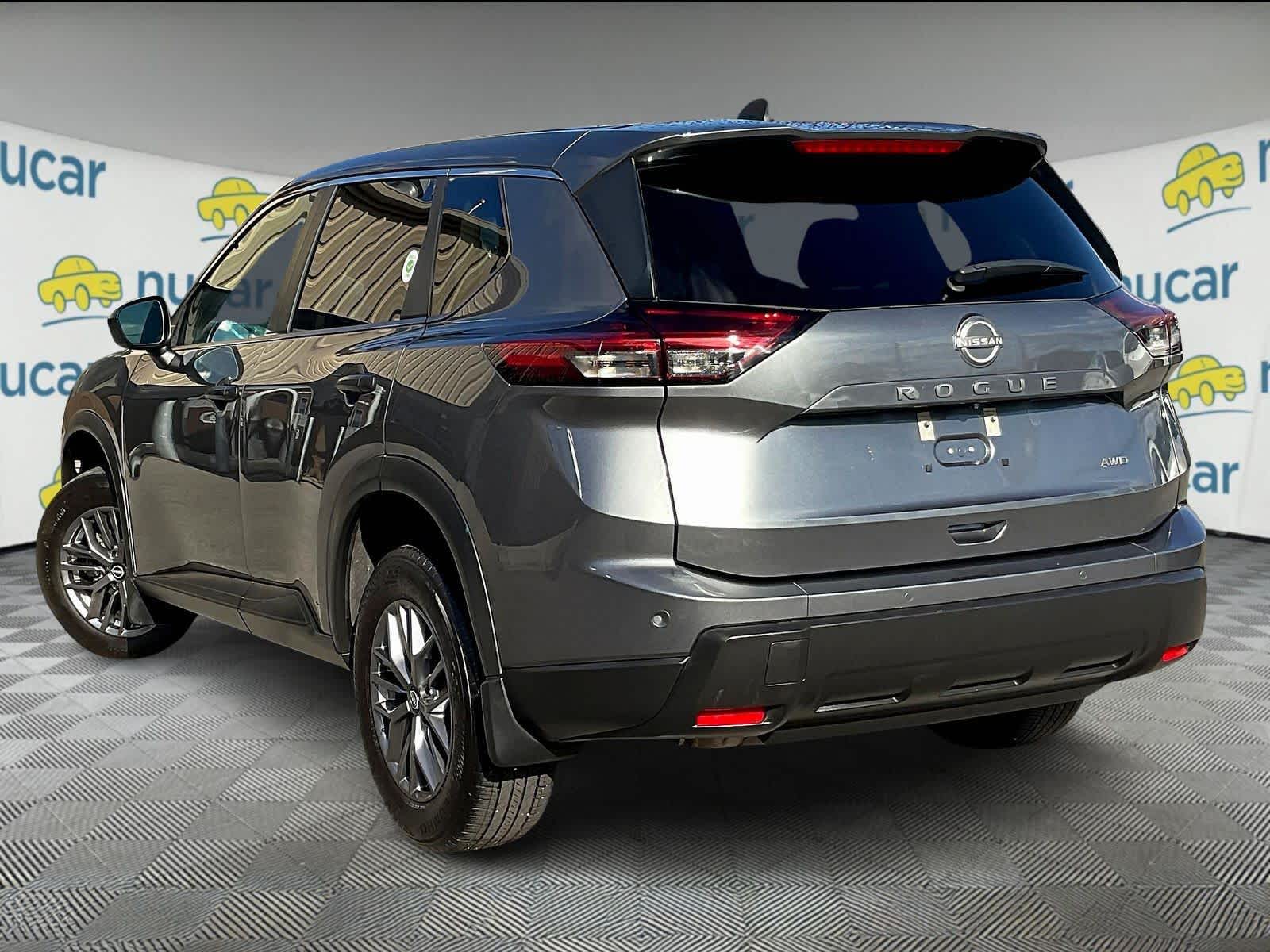 2024 Nissan Rogue AWD S photo 3