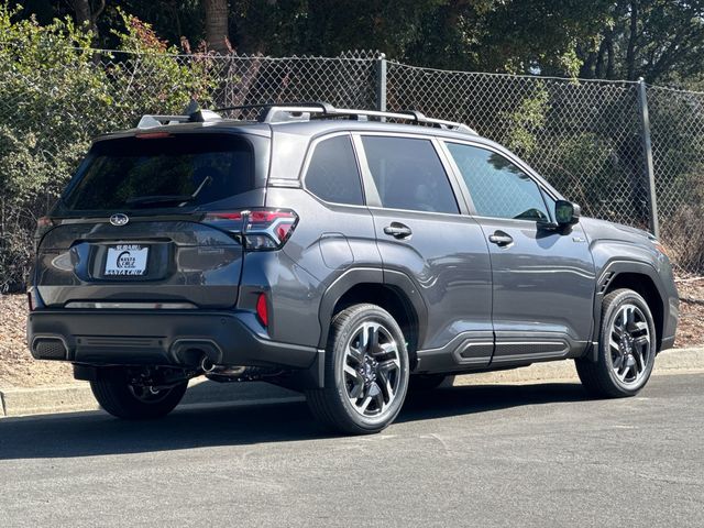 2025 Subaru Forester Limited photo 4