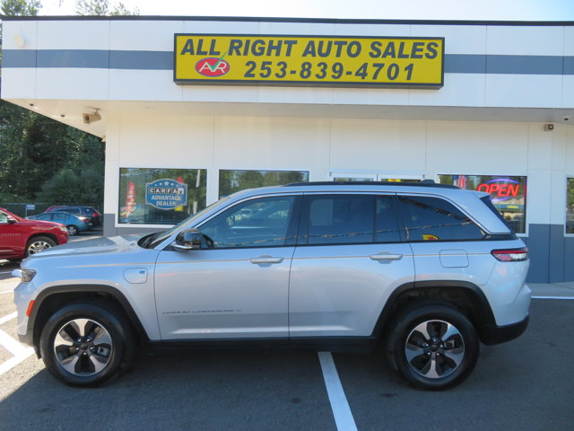 2024 Jeep Cherokee 4xe Sport photo 2
