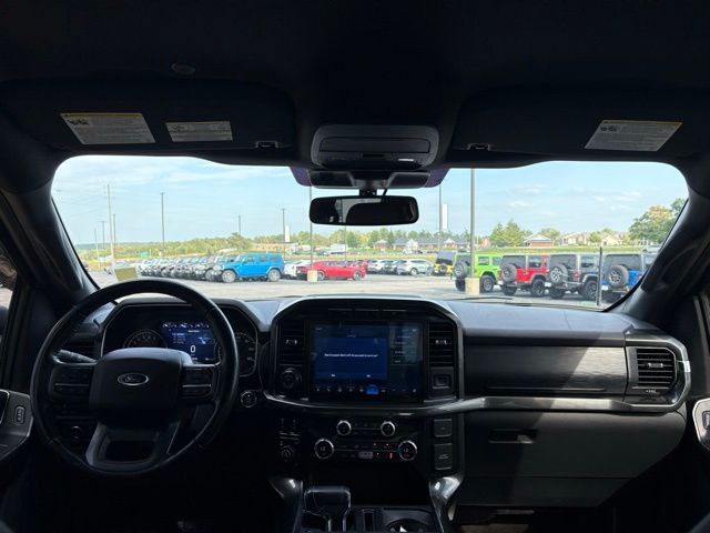 2021 Ford F-150 XLT photo 12