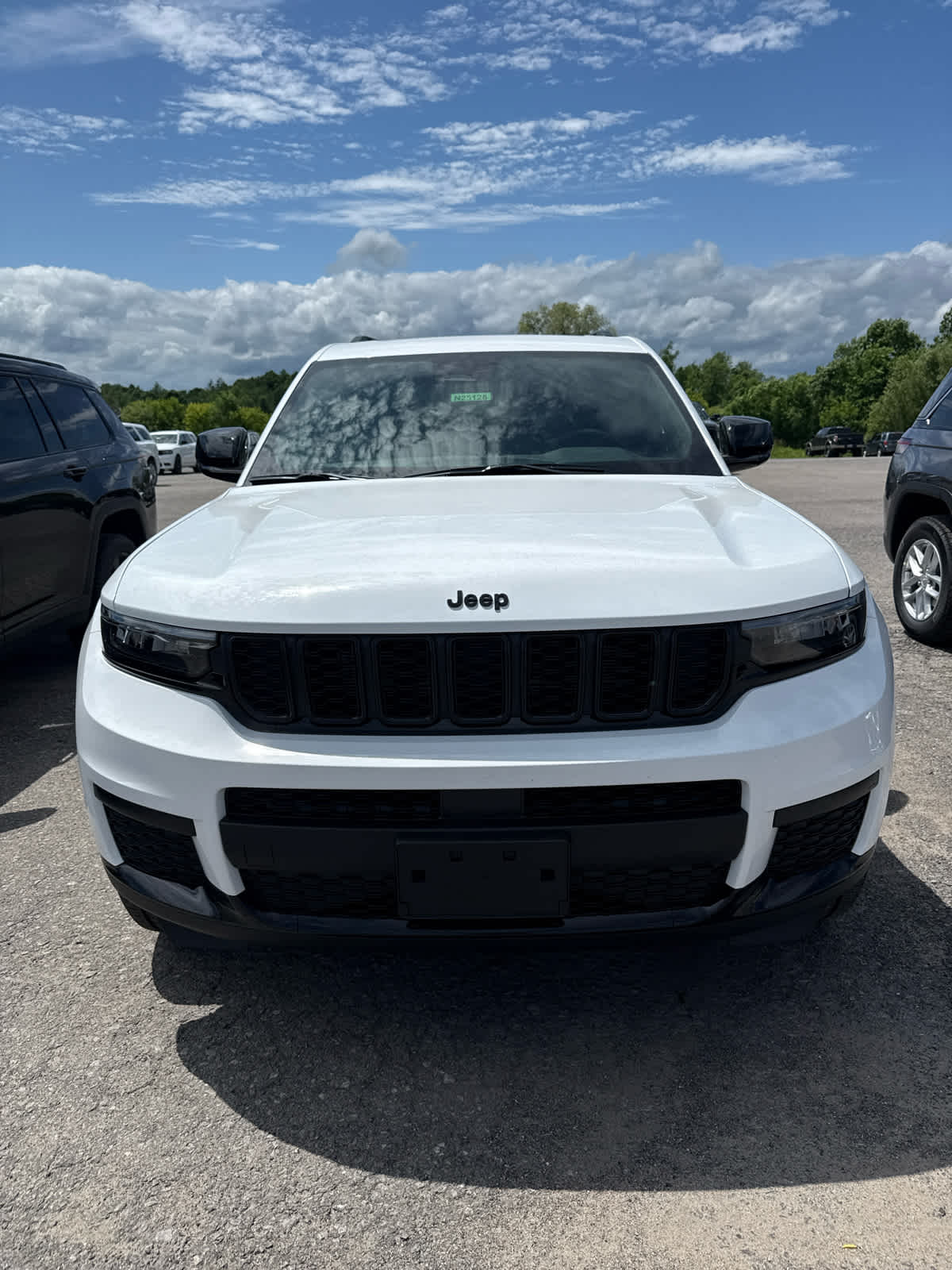 2025 Jeep Grand Cherokee L Altitude's photo