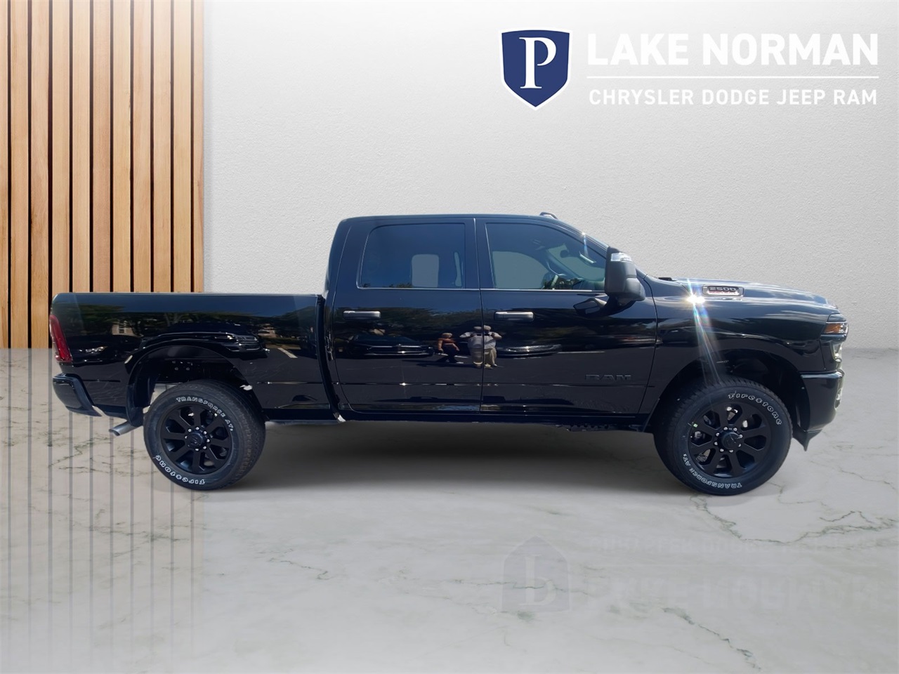 2026 Ram 2500 Big Horn photo 6