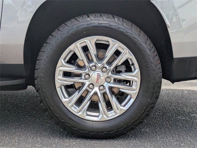 2023 Gmc Yukon XL SLT photo 13