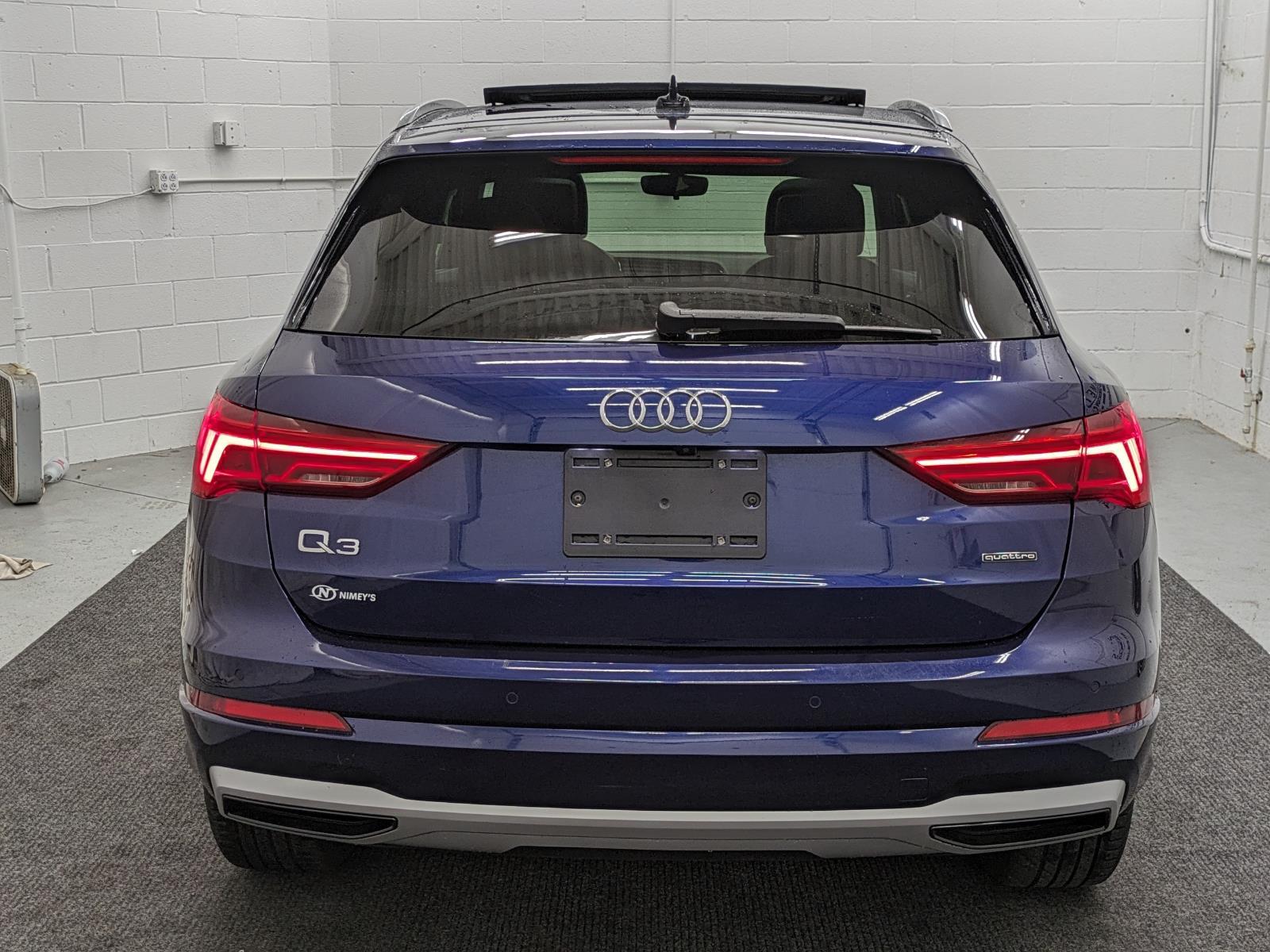 2022 Audi Q3 Premium photo 7