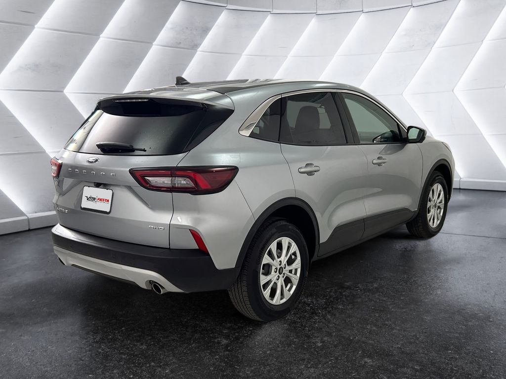 2023 Ford Escape Active photo 4