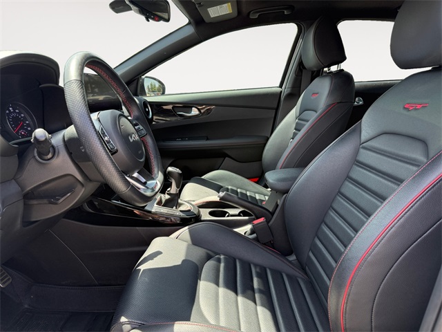 2023 Kia Forte GT photo 9