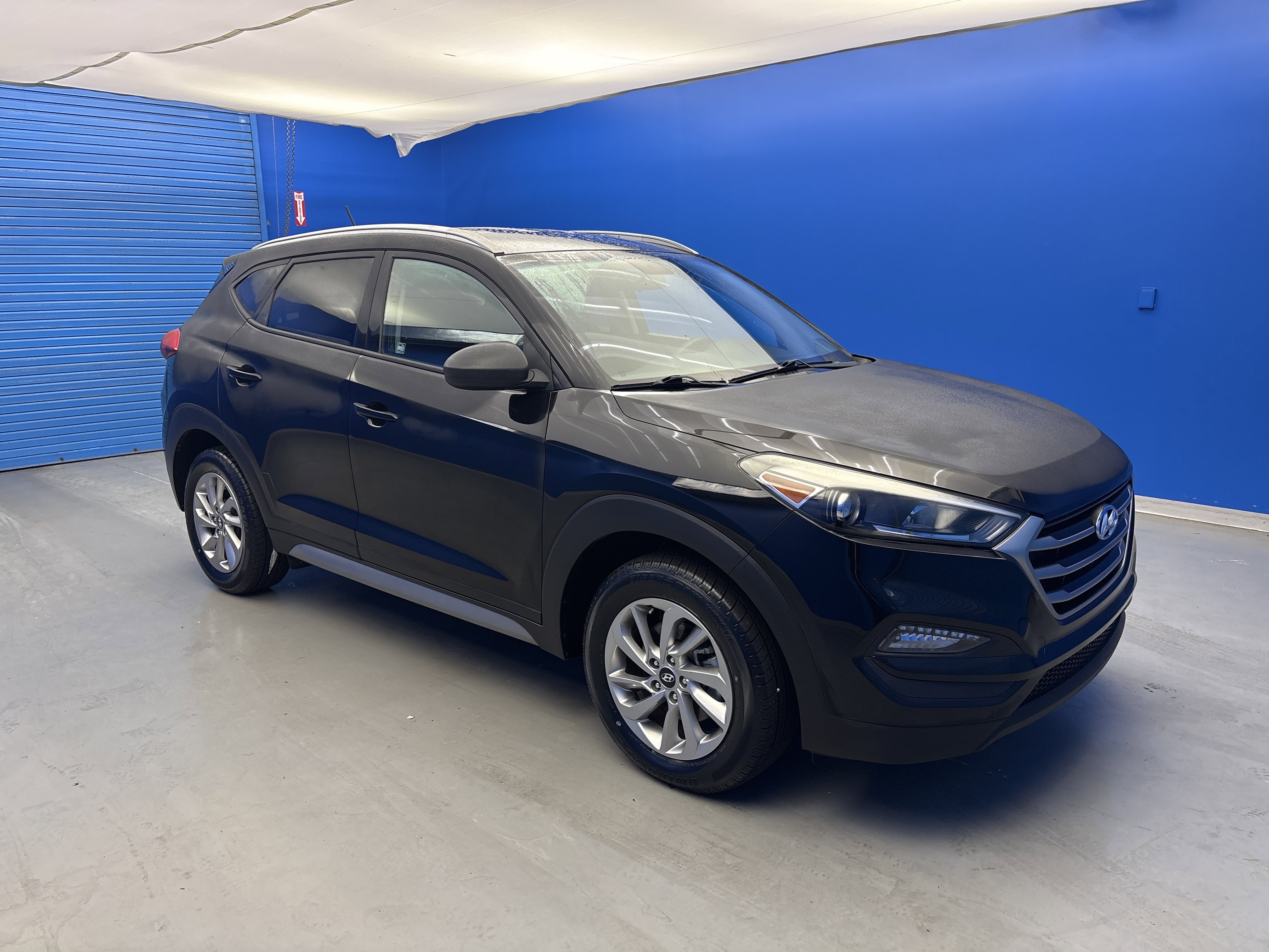 Used 2017 Hyundai Tucson SE with VIN KM8J33A4XHU351450 for sale in Jeffersontown, KY