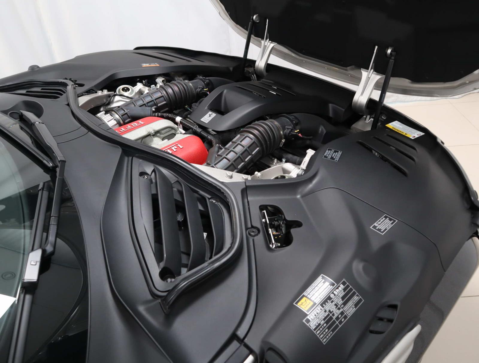 2024 Ferrari Purosangue photo 21