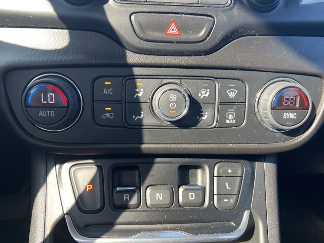 2021 Gmc Terrain SLT photo 16