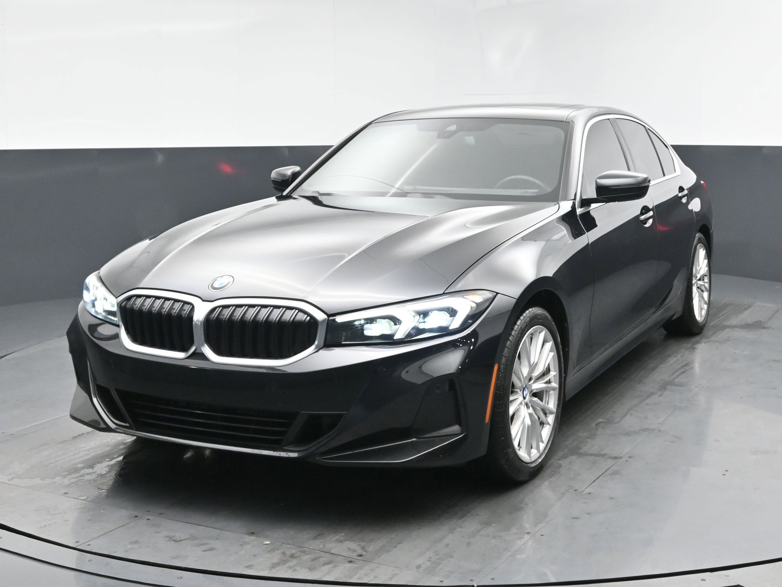 2024 BMW 3 Series 330i