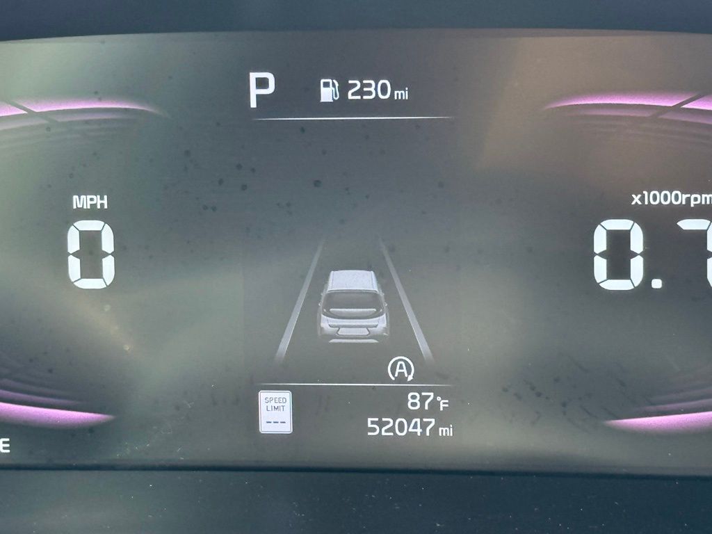 2023 Kia Soul LX photo 2