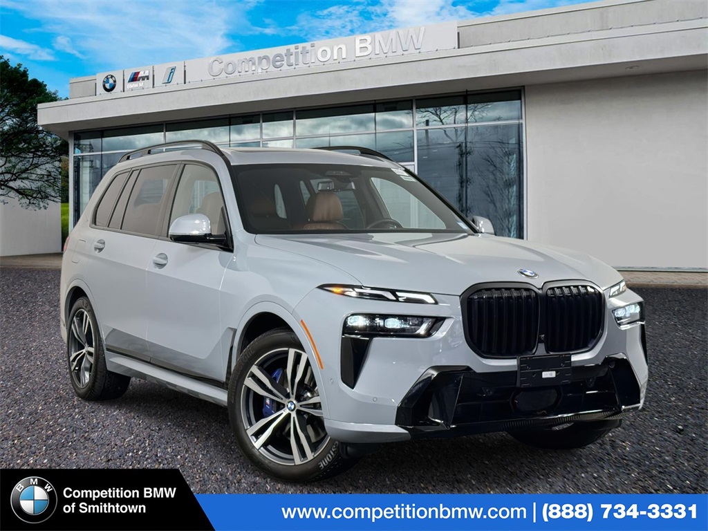 2025 BMW X7 40i's photo