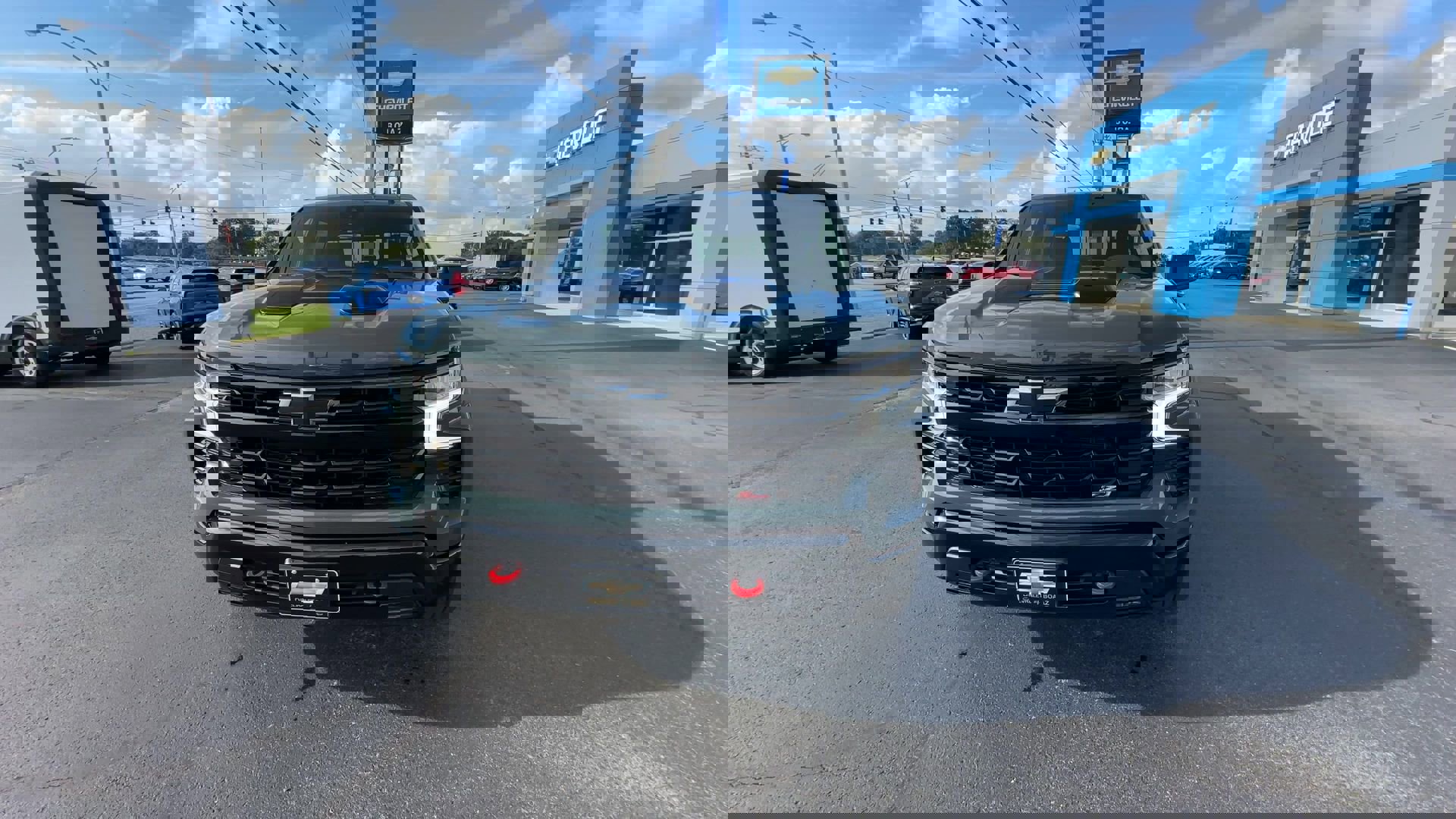 2025 Chevrolet Silverado 1500 LT Trail Boss photo 3