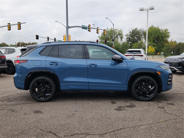 2025 Volkswagen Tiguan SE R-Line Black photo 2