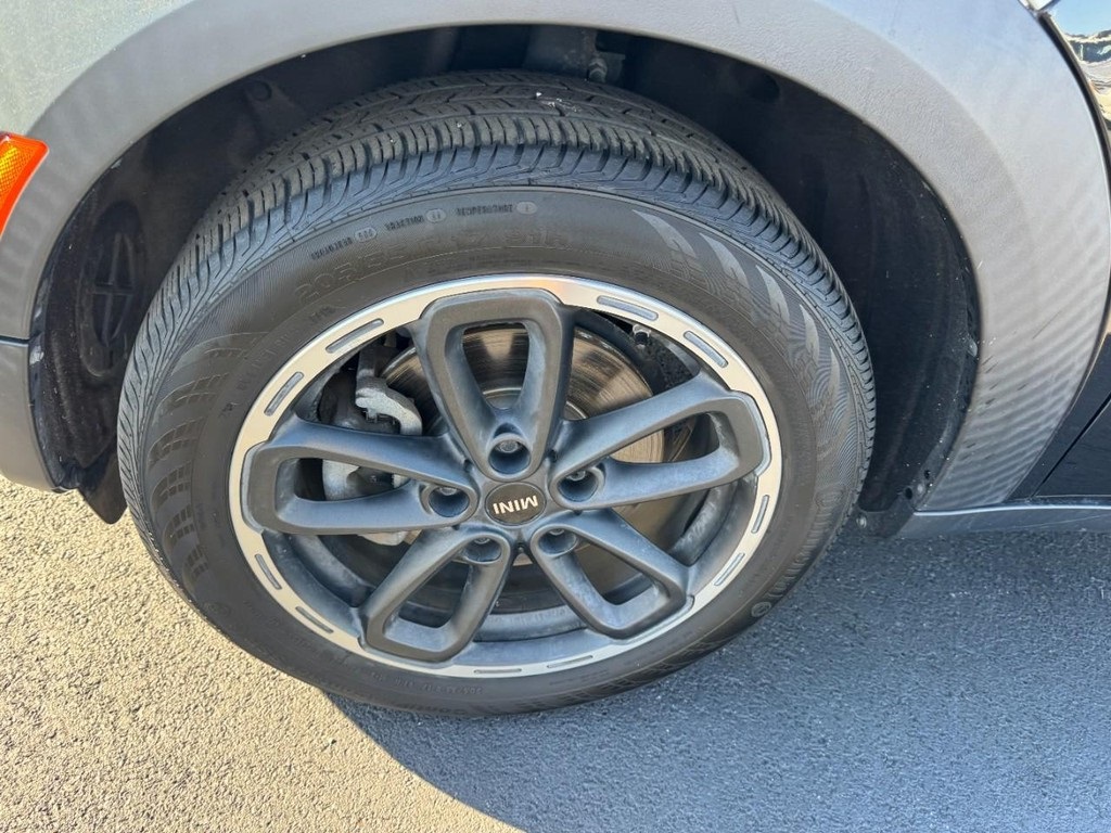 2015 Mini Paceman John Cooper Works photo 4