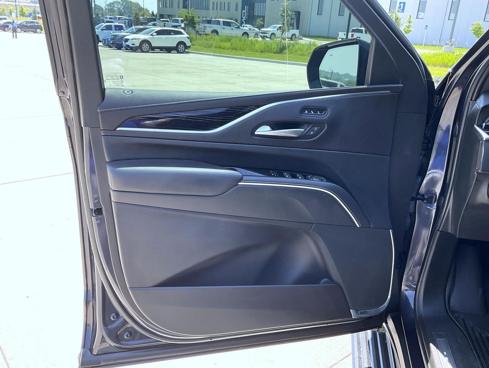 2023 Cadillac Escalade Sport photo 5