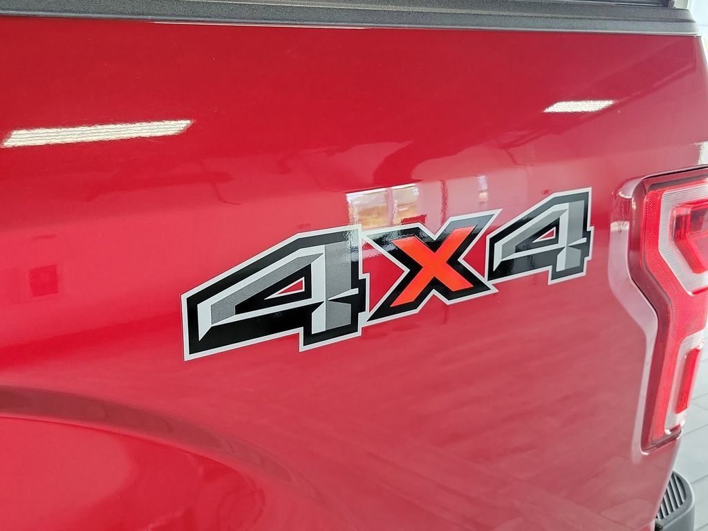 2019 Ford F-150 XLT photo 25