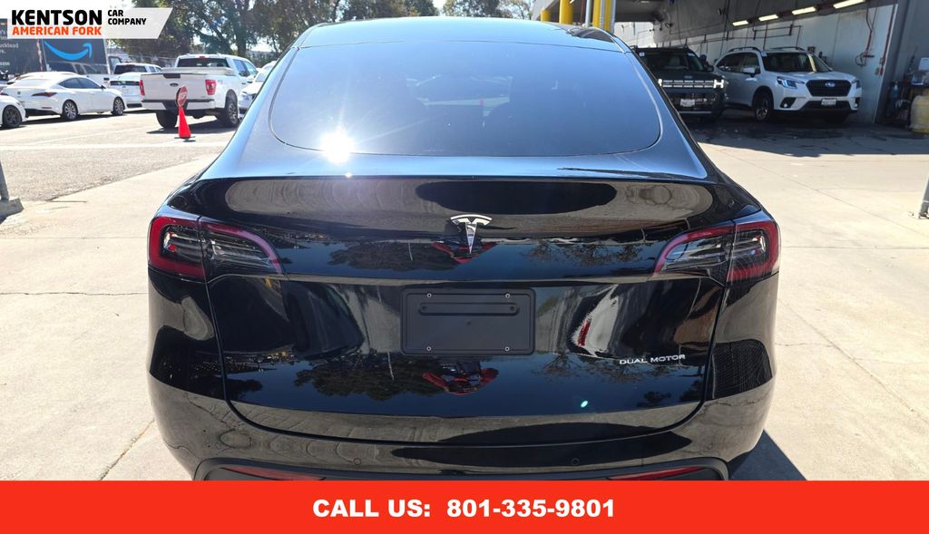 2022 Tesla Model Y Long Range photo 5