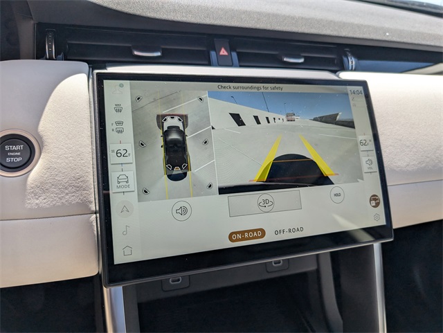 2025 Land Rover Discovery Sport S photo 10