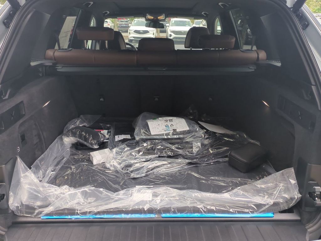 2026 Bmw X5 xDrive50e photo 12
