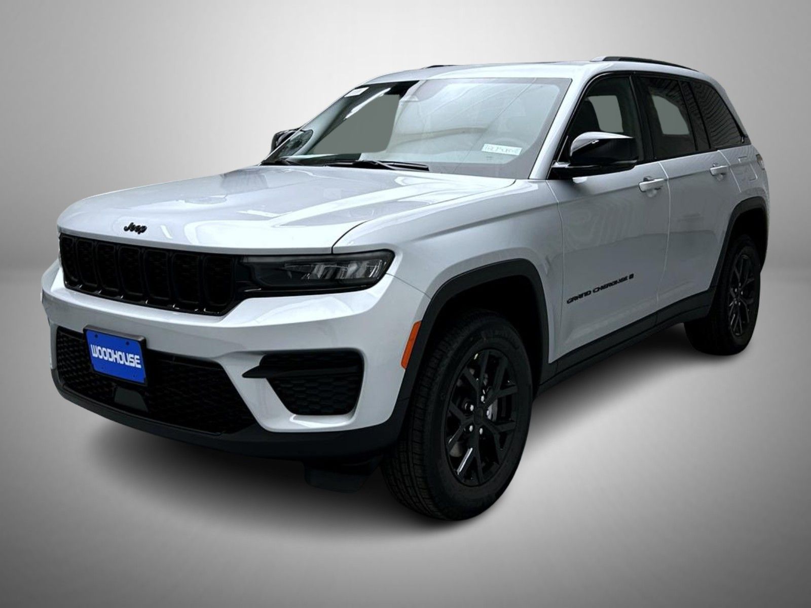 2025 Jeep Grand Cherokee Altitude's photo