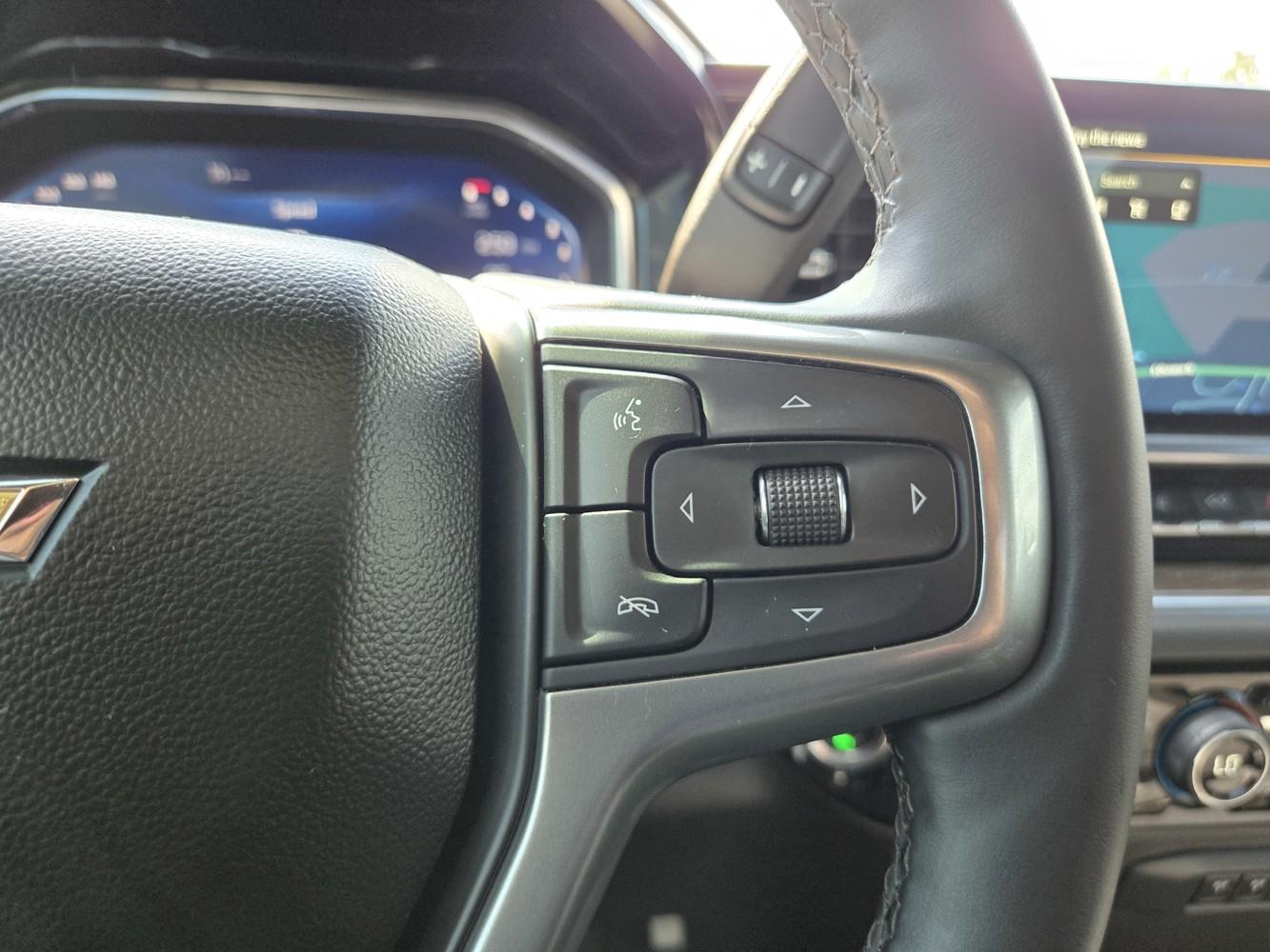 2025 Chevrolet Silverado 2500HD LT photo 14